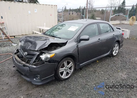 2013 Toyota Corolla S z USA, uszkodzony, nr VIN 5YFBU4EE4DP140041